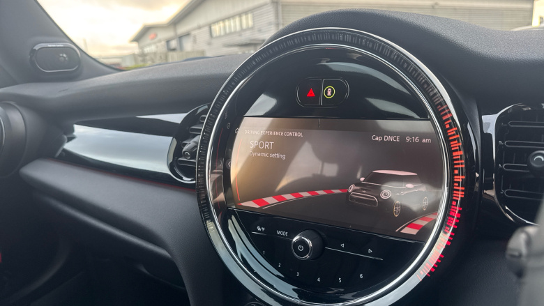 MINI Hatchback 135kW Cooper S Level 3 33kWh 3dr Auto Electric Hatchback